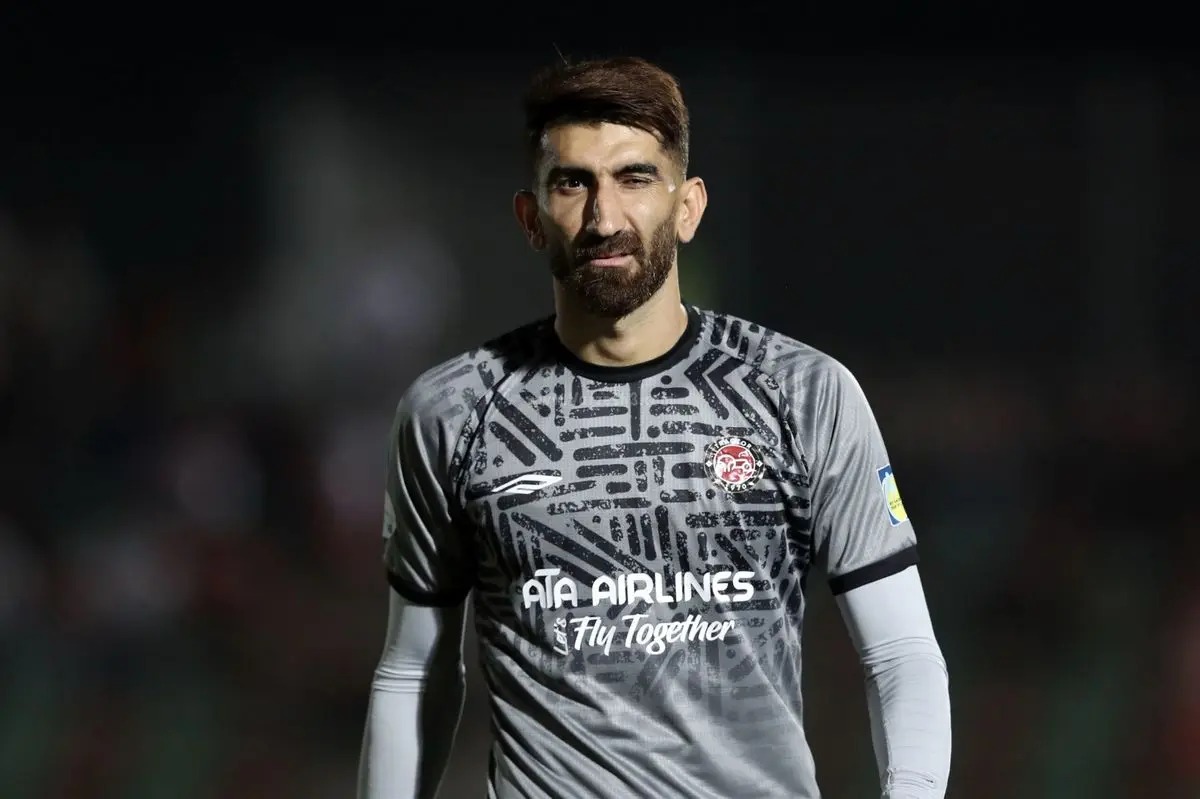 0-83 بیرانوند: اگر میماندم با من هم مثل وحید رفتار میکردند!