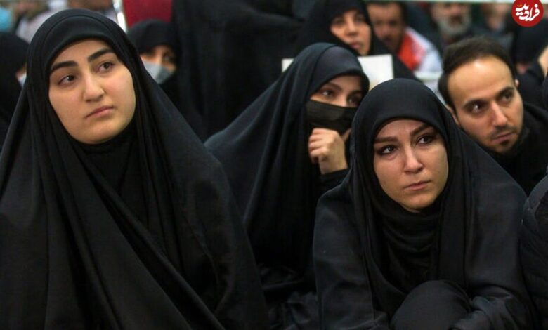 عکس؛ سفر به تاریخ؛ «زینب و نرجس، دختران سردار سلیمانی» در آغوش پدر؛ دهۀ 1390