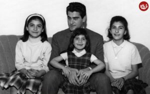 عکس| سفر در زمان؛ «ویگن» در جوانی و در کنار دختران اش؛ دهه 40 عکس| سفر در زمان؛ «ویگن» در جوانی و در کنار دختران اش؛ دهه 40