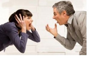 خبر جدید؛ دعوای شدید زن و شوهر ایرانی در هواپیمای خارجی دعوای شدید زن و شوهر ایرانی در هواپیمای خارجی