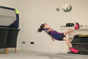 تعجب لیونل مسی از استعداد آرات کودک ایرانی+ فیلم و عکس