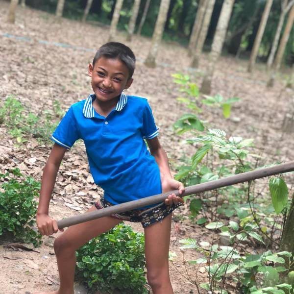 درآمد بالای دختر زیبایی که پسر است در اینستاگرام (عکس) درآمد بالای دختر زیبایی که پسر است در اینستاگرام (عکس)