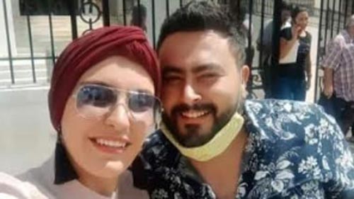 سلفی طلاق گرفتن هم مد شد ( عکس)