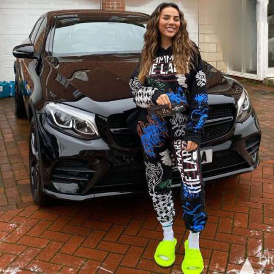 پسری که وسواسی بودنش او را پولدار کرد + عکس