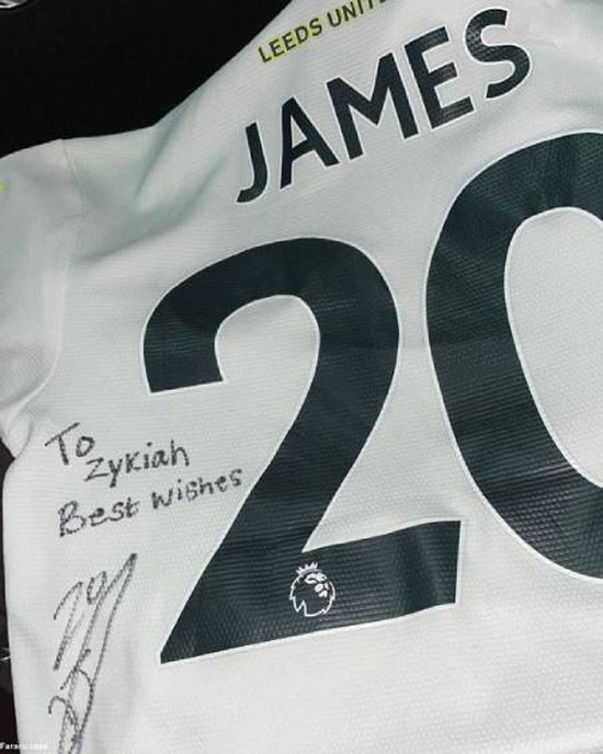 پسری که وسواسی بودنش او را پولدار کرد + عکس