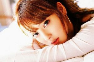 خانم جذاب و خوش اندام که در 47 سالگی شبیه یک دختر جوان است + عکس