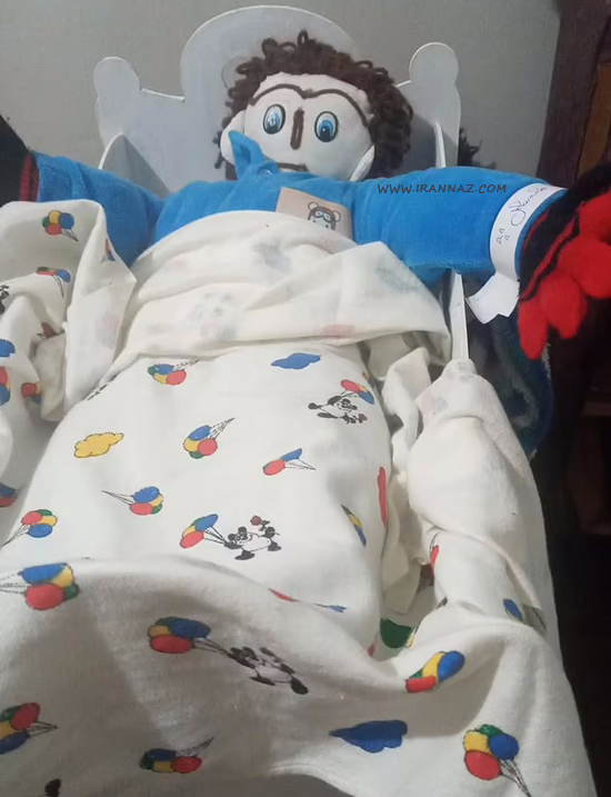 ازدواج عجیب این زن با عروسک و بچه دار شدنش