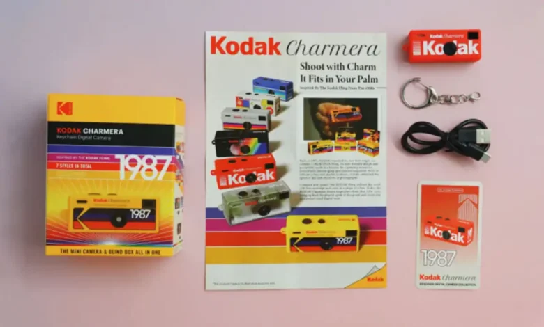 این دوربین کوچک کداک در قالب جعبه‌های شانسی عرضه می‌شود