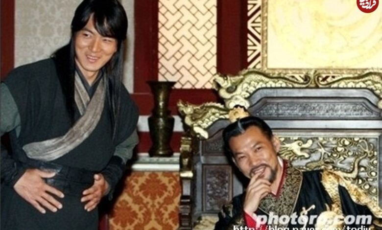 عکس| سفر به تاریخ؛ «موهیول و یوری» (امپراتور بادها) در یک مراسم سینمایی در کنار هم عکس| سفر به تاریخ؛ «موهیول و یوری» (امپراتور بادها) در یک مراسم سینمایی در کنار هم