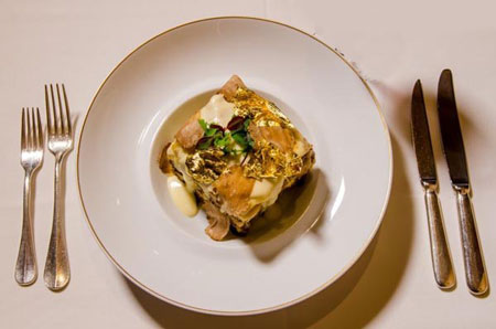 غذاهایی که از طلای واقعی تهیه شده اند (عکس) غذاهایی که از طلای واقعی تهیه شده اند (عکس)