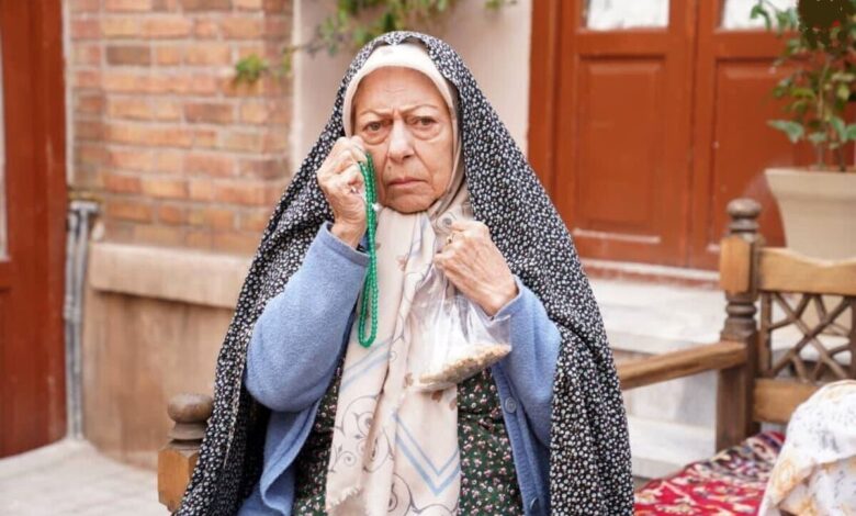 عکس روز| تصویری از ثریا قاسمی در اتاق گریم «بچه مهندس ۳» عکس روز| تصویری از ثریا قاسمی در اتاق گریم «بچه مهندس ۳»