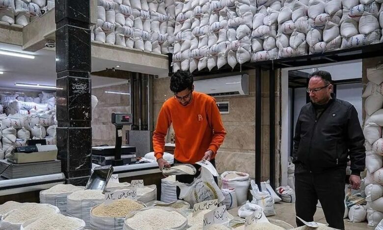 خبر فوری / برنج پاکستانی با لباس ایرانی به بازار آمد خبر فوری / برنج پاکستانی با لباس ایرانی به بازار آمد
