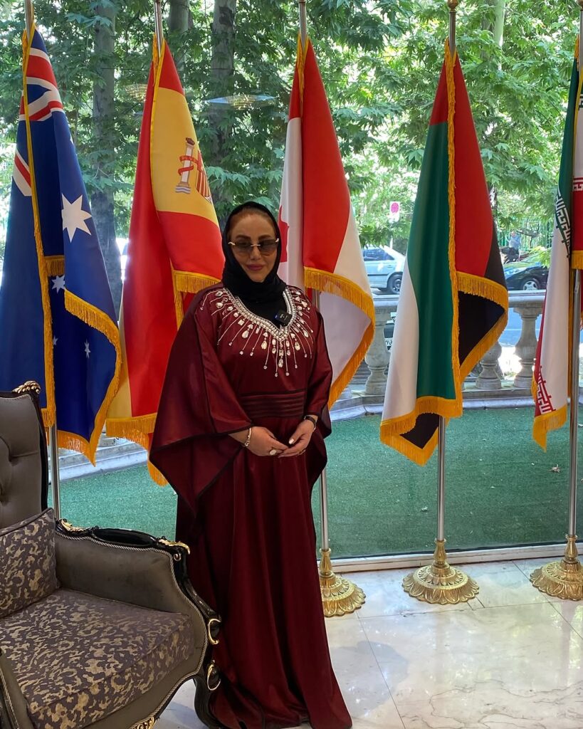 عکس روز| عکس جدید بهنوش بختیاری، در کنار پرچمهای جهانی! عکس روز| عکس جدید بهنوش بختیاری، در کنار پرچمهای جهانی!