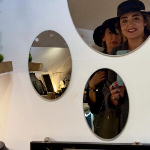 عکس روز| "نرگس محمدی: با رفیقِ جان، در قابِ خاطرات!