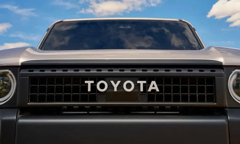 تويوتا نسخه‌های برقی لندکروزر و RAV4 را تولید می‌ کند