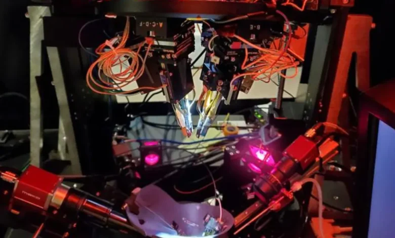 بازسازی خطای دید در مغز با فناوری لیزری پیشرفته بازسازی خطای دید در مغز با فناوری لیزری پیشرفته