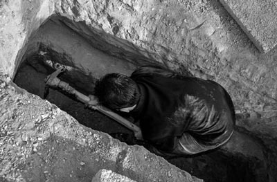 تجربه مرگ واقعی دانشجویان سمنانی (عکس) تجربه مرگ واقعی دانشجویان سمنانی (عکس)