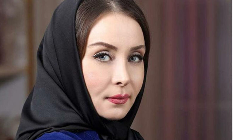 استایل جذاب و آبی حدیث فولادوند در یک کنسرت استایل جذاب و آبی حدیث فولادوند در یک کنسرت