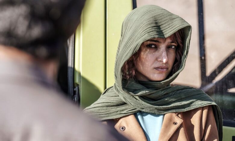 خانم بازیگرِ «علت مرگ: نامعلوم» با ژست بانمکش سوژه عکاسان شد! خانم بازیگرِ «علت مرگ: نامعلوم» با ژست بانمکش سوژه عکاسان شد!