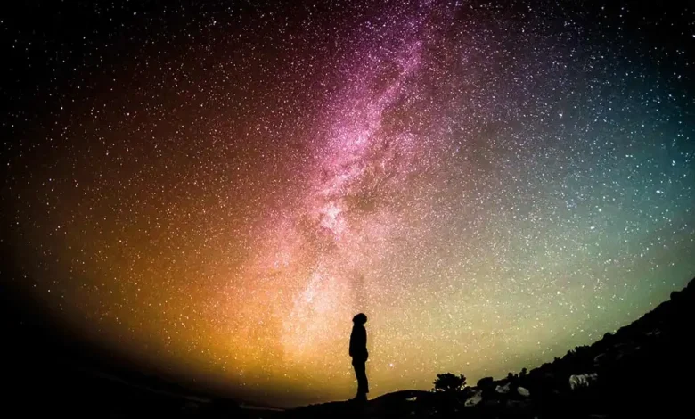 🌌 تقویم نجومی شهریور ۱۴۰۴ | ماه گرفتگی کامل، خورشیدگرفتگی جزئی و بارشهای شهابی 🌌 تقویم نجومی شهریور ۱۴۰۴ | ماه گرفتگی کامل، خورشیدگرفتگی جزئی و بارشهای شهابی