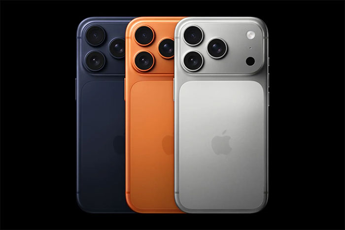 iphone-17-pro-two-render-apple-official-68c074722e4b43cec3e904b9