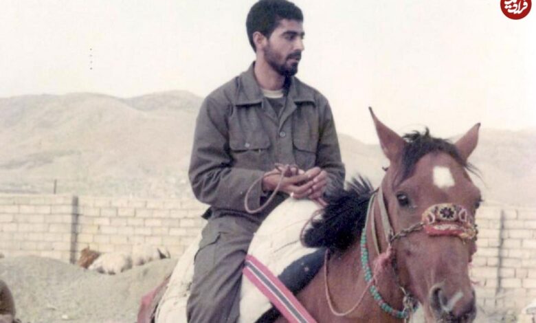 عکس| سفر به تاریخ؛ «سردار سلیمانی» در مقابل قلعه حلب سوریه؛ دهه 90 عکس| سفر به تاریخ؛ «سردار سلیمانی» در مقابل قلعه حلب سوریه؛ دهه 90