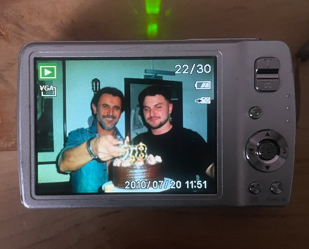 قاب خانوادگی از تولد ۳۲ سالگی آقازاده امین حیایی