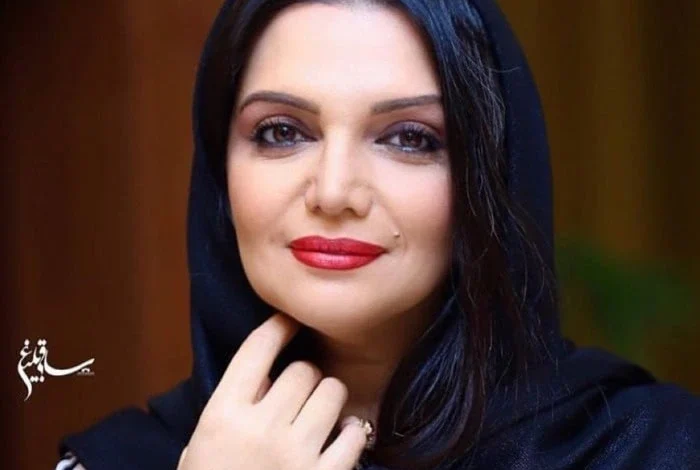 استایل متفاوت«الهام پاوه نژاد»با جلیقه سنتی خبرساز شد استایل متفاوت«الهام پاوه نژاد»با جلیقه سنتی خبرساز شد