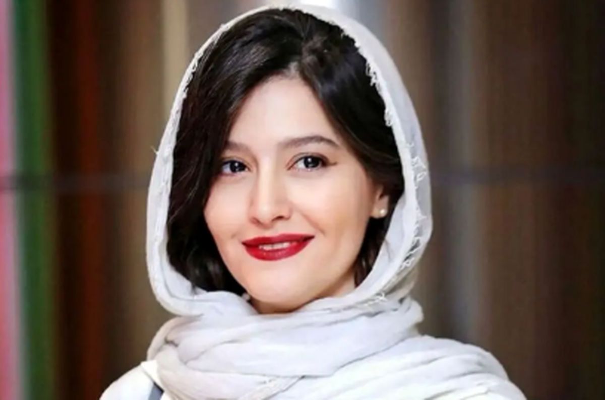 خبر جدید | عکس متفاوت پردیس احمدیه با یک گلدان زیبا خبر جدید | عکس متفاوت پردیس احمدیه با یک گلدان زیبا