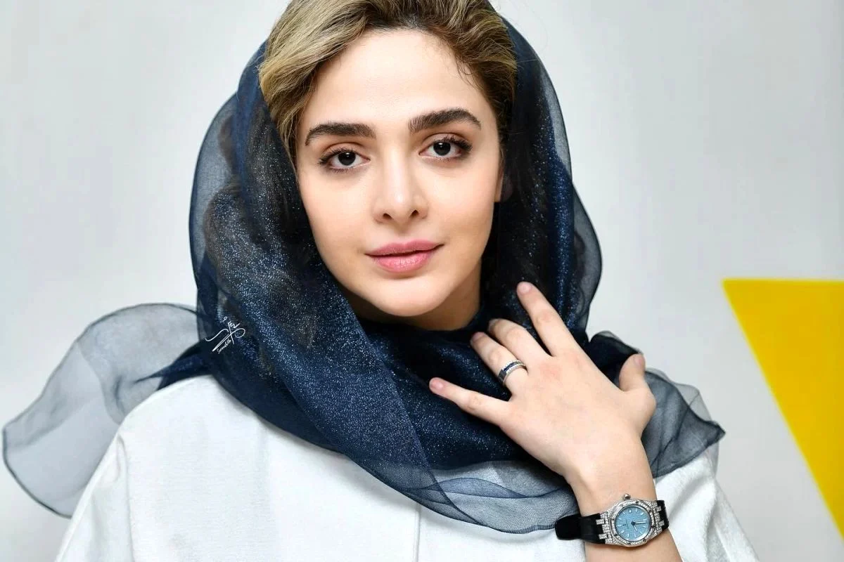 استایل شیک و ساده المیرا دهقانی در یک مراسم