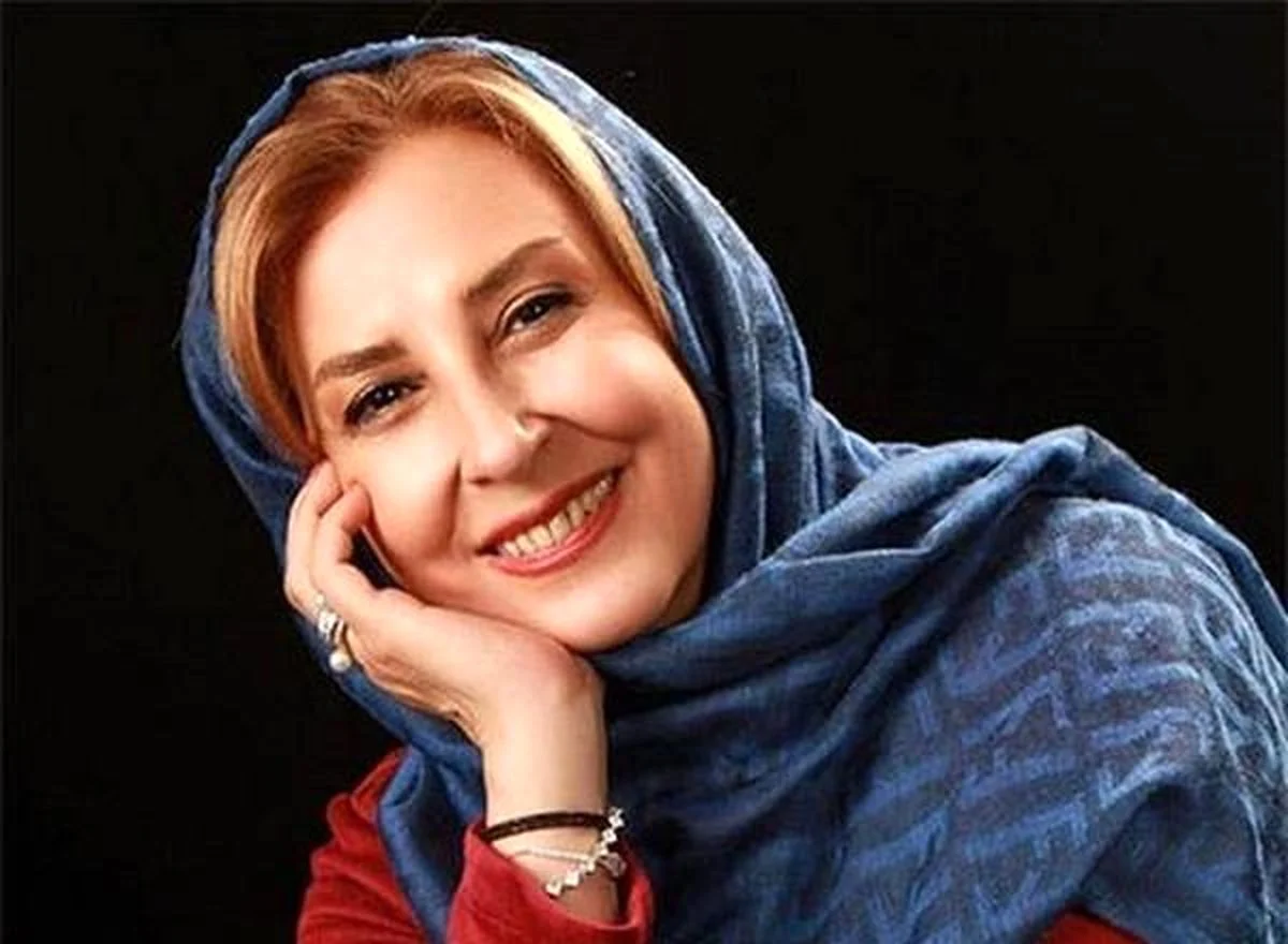 تیپ شیک مرجانه گلچین در کنسرت روزبه بمانی تیپ شیک مرجانه گلچین در کنسرت روزبه بمانی