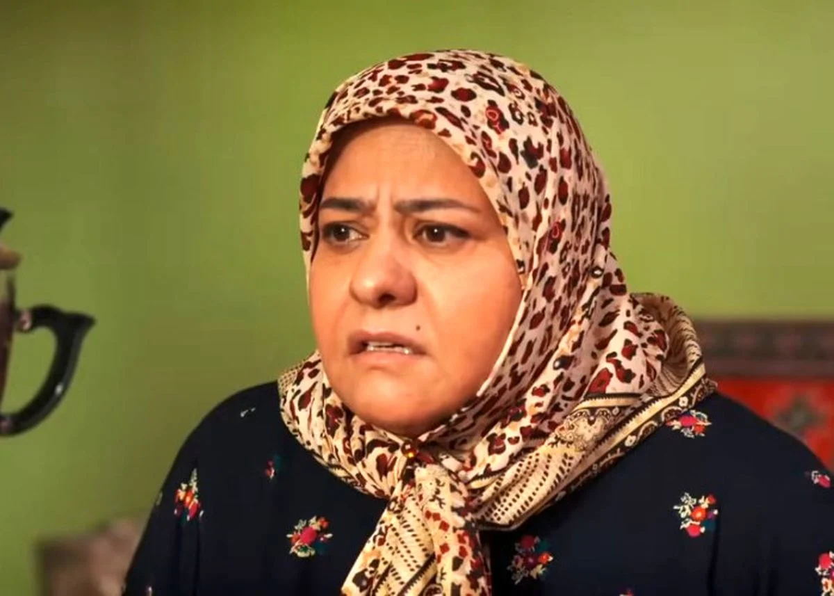 رابعه اسکویی مشکیپوش شد رابعه اسکویی مشکیپوش شد