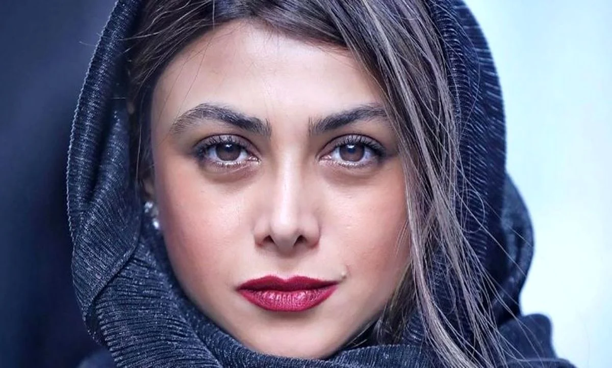 استایل جذاب و خاص آزاده صمدی برای موتورسواری استایل جذاب و خاص آزاده صمدی برای موتورسواری