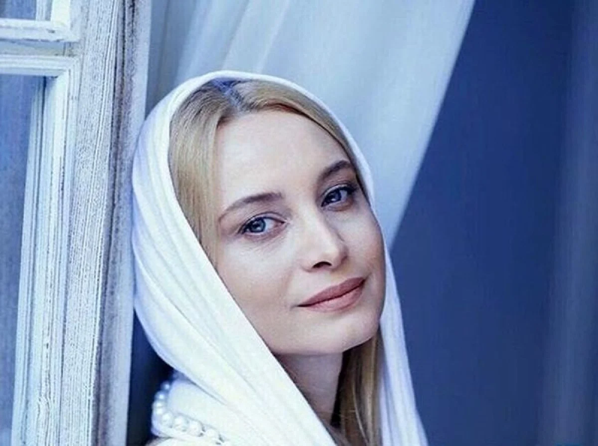 2025-10-29_17-04-02_238890-meylesokhan-ir مریم-کاویانی-e1639645561260+(1)+(1)+(1)