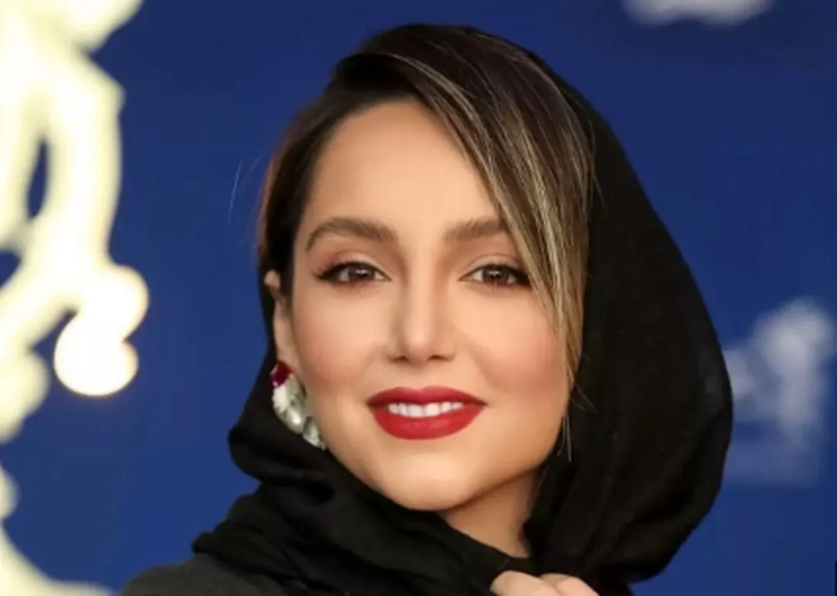 نازنین بیاتی با این استایل جذابیتش را به رخ کشید نازنین بیاتی با این استایل جذابیتش را به رخ کشید