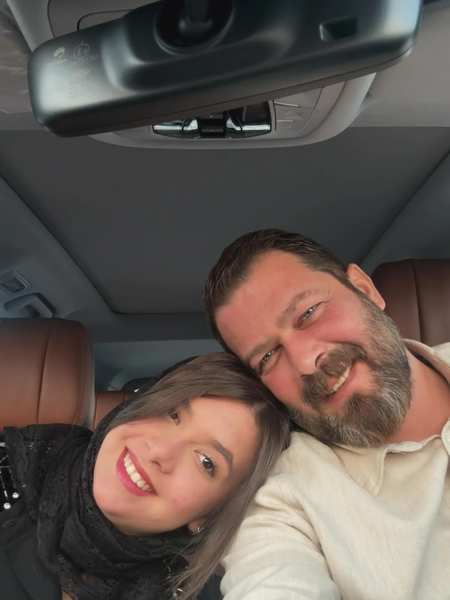 قاب پدر دختری پژمان بازغی جلب توجه کرد قاب پدر دختری پژمان بازغی جلب توجه کرد