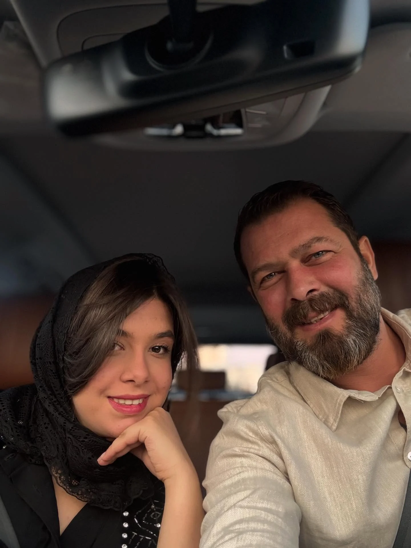 قاب پدر دختری پژمان بازغی جلب توجه کرد قاب پدر دختری پژمان بازغی جلب توجه کرد