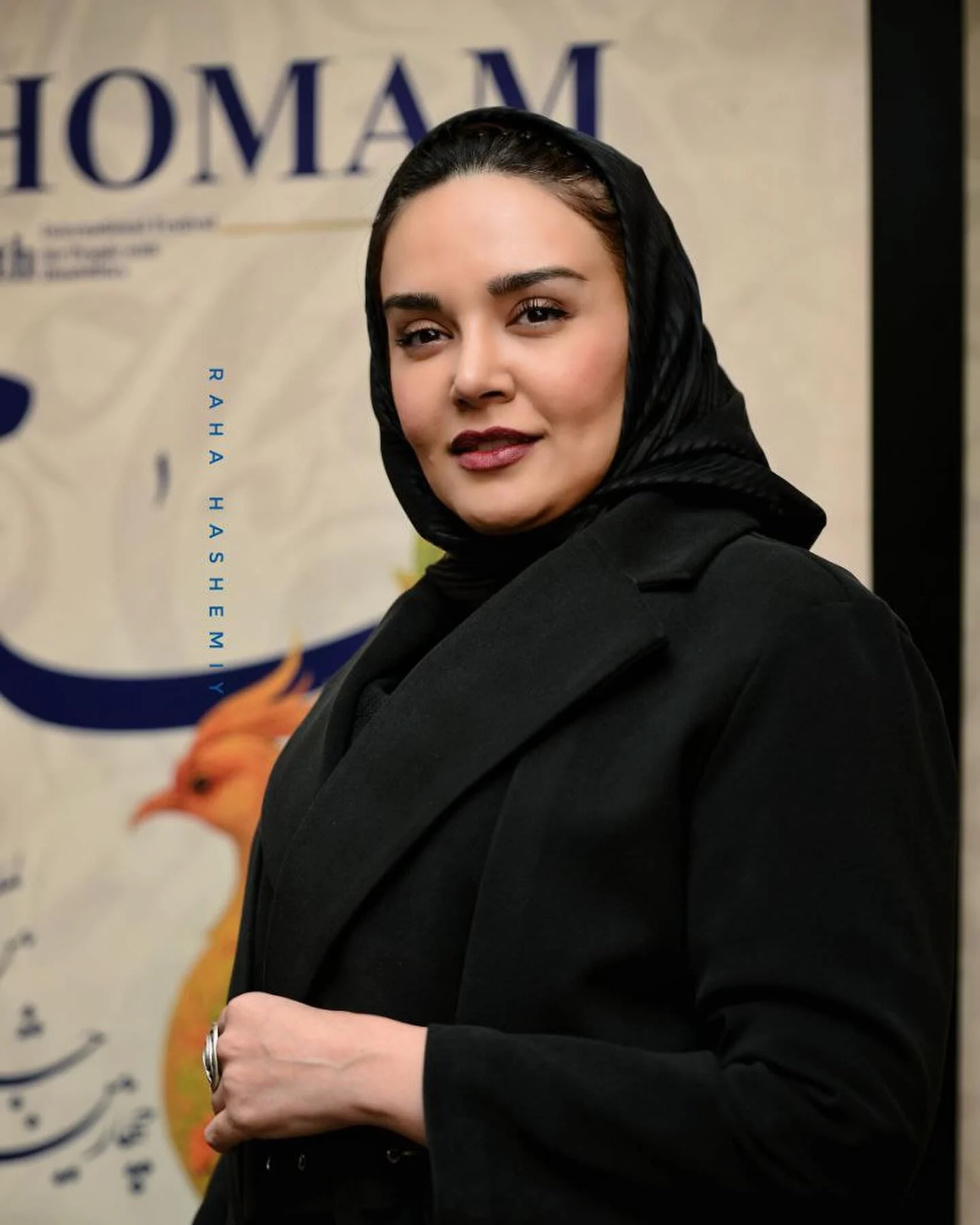 استایل ندا قاسمی «شیرین» سریال نون خ در یک جشنواره استایل ندا قاسمی «شیرین» سریال نون خ در یک جشنواره