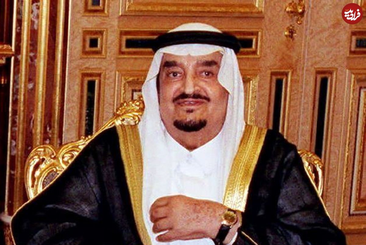 عکس| سفر در زمان؛ «ملک فهد پادشاه عربستان» در کنار رئیس جمهور الجزایر در الجزیره؛ سال 1353 عکس| سفر در زمان؛ «ملک فهد پادشاه عربستان» در کنار رئیس جمهور الجزایر در الجزیره؛ سال 1353