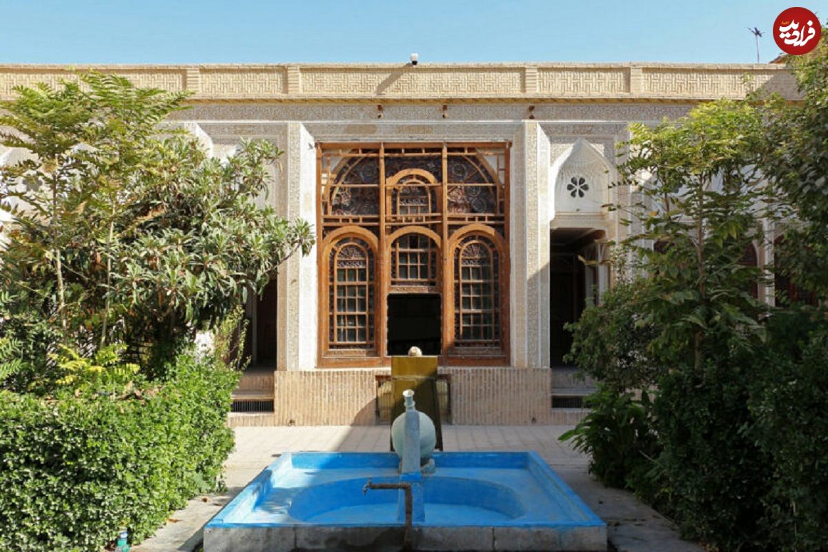 عکس؛ وقتی سقف هم لباس هنر می‌پوشد؛ خانه‌ی افسانه‌ای کلاه‌دوزها در یزد!