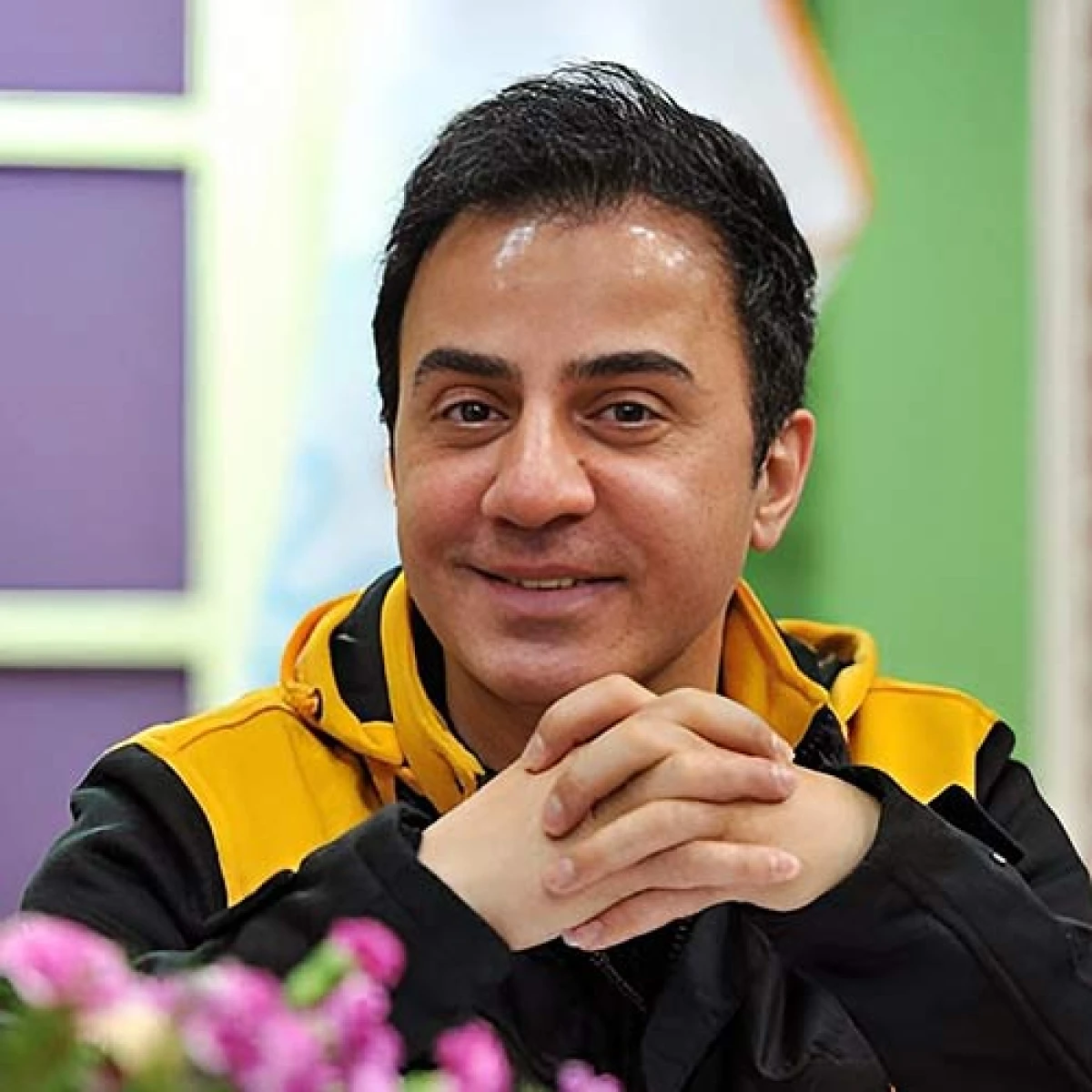 “عکس‌های نوستالژیک عمو پورنگ، جواد عزتی و محسن یگانه | قاب زیرخاکی هنرمندان محبوب”