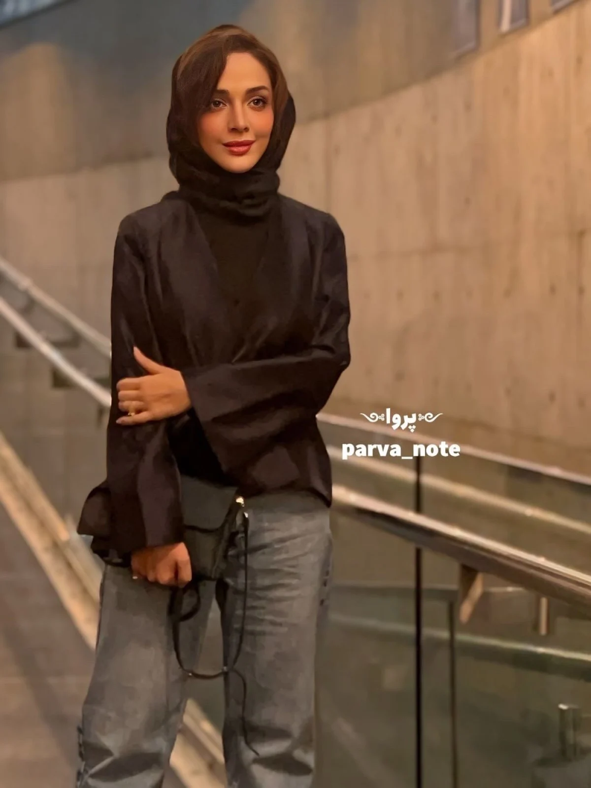 المیرا دهقانی؛ ستاره‌ای در قابِ شب!