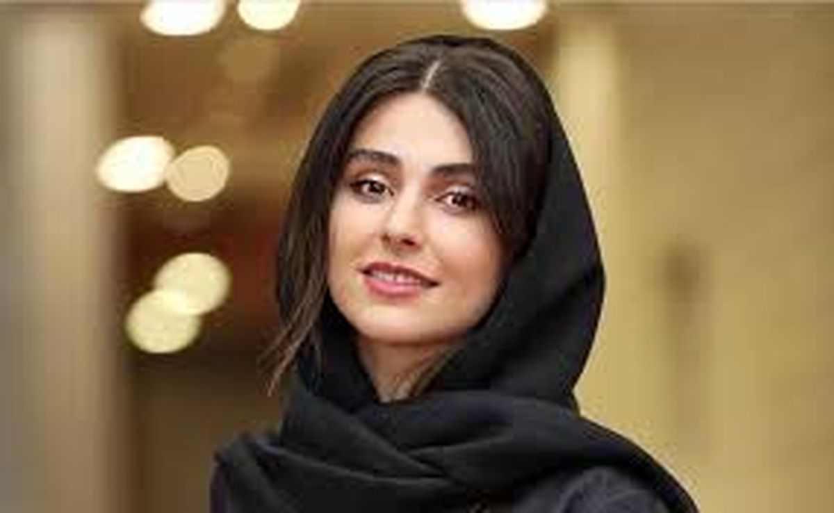 خبر جدید | سلفی آسانسوری لاله مرزبان با یک استایل پاییزی خبر جدید | سلفی آسانسوری لاله مرزبان با یک استایل پاییزی