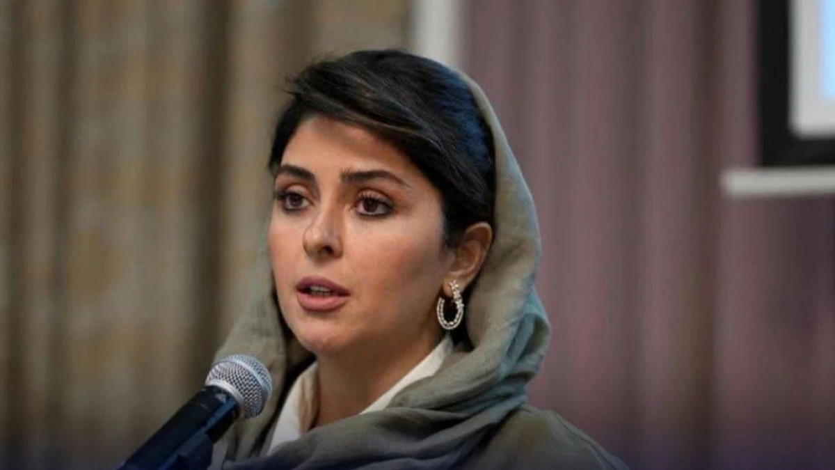 داور پرحاشیه زن روز با استایلی جنجالی + عکس شیرین مقدم داور پرحاشیه زن روز با استایلی جنجالی + عکس شیرین مقدم