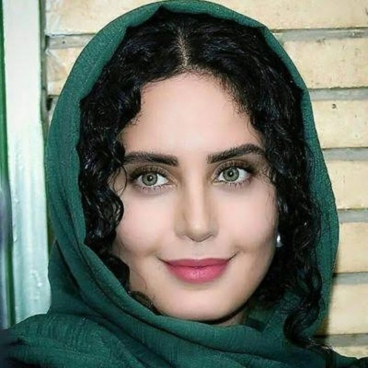 الناز شاکردوست، ستاره‌ای که در فیلم "گوزن‌ها" می‌درخشد!