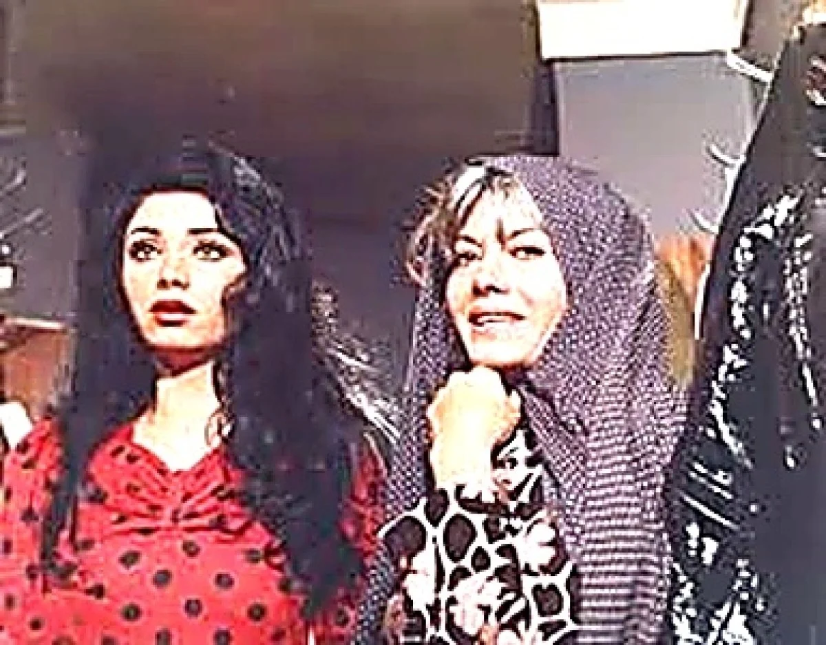 عکس/نگاهی به فخری خوروش در سال ۱۳۵۲ با چهره‌ای متفاوت؛ زیبایی خیره‌کننده ستاره سینمای کلاسیک ایران