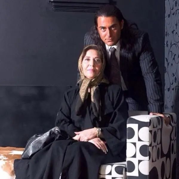 عکس شیک و دلانگیز «مادر محمدرضا گلزار»منتشر شد عکس شیک و دلانگیز «مادر محمدرضا گلزار»منتشر شد