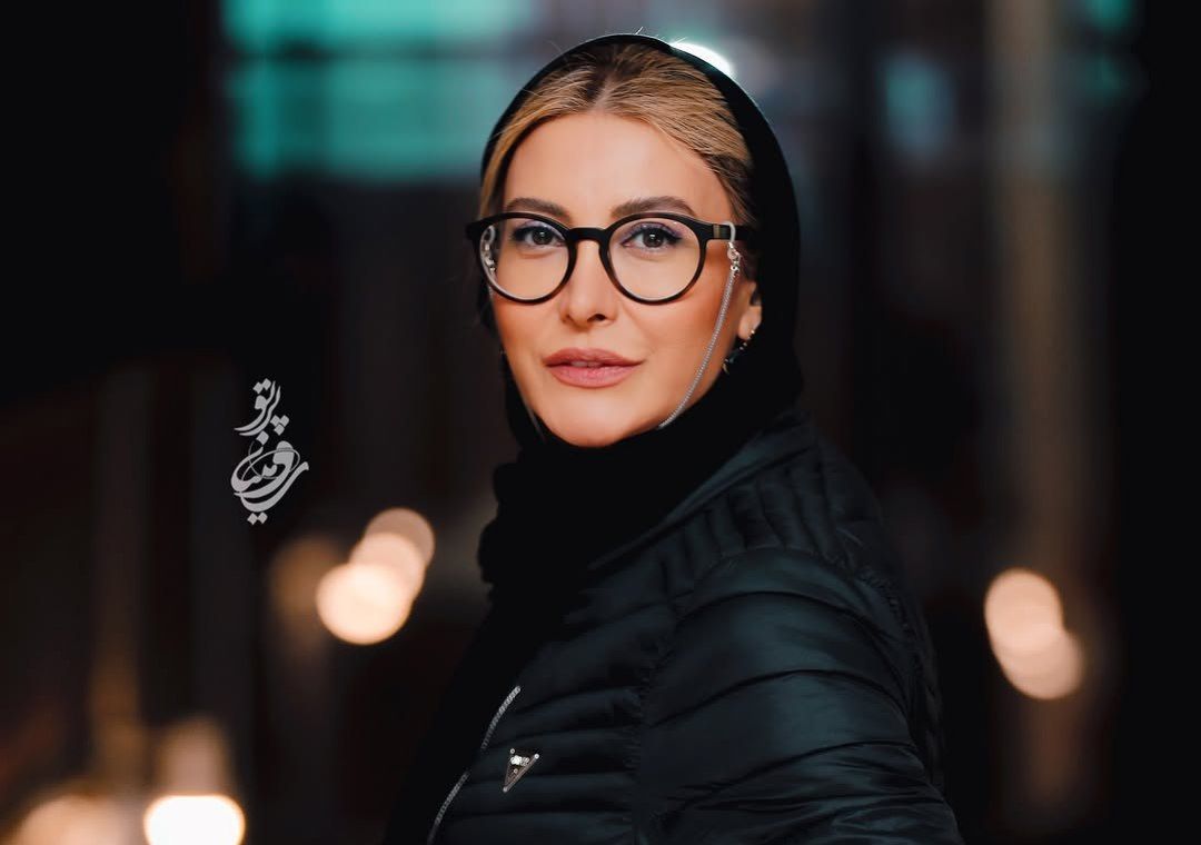 تعجب فاطمه گودرزی از منزل لوکس و لاکچری فریبا نادری! تعجب فاطمه گودرزی از منزل لوکس و لاکچری فریبا نادری!