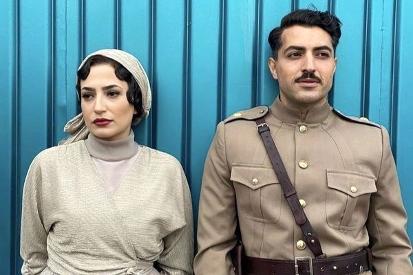 عکس دیده‌نشده از مادر جوان و جذاب اشکان خطیبی در آمریکا منتشر شد + تصویر