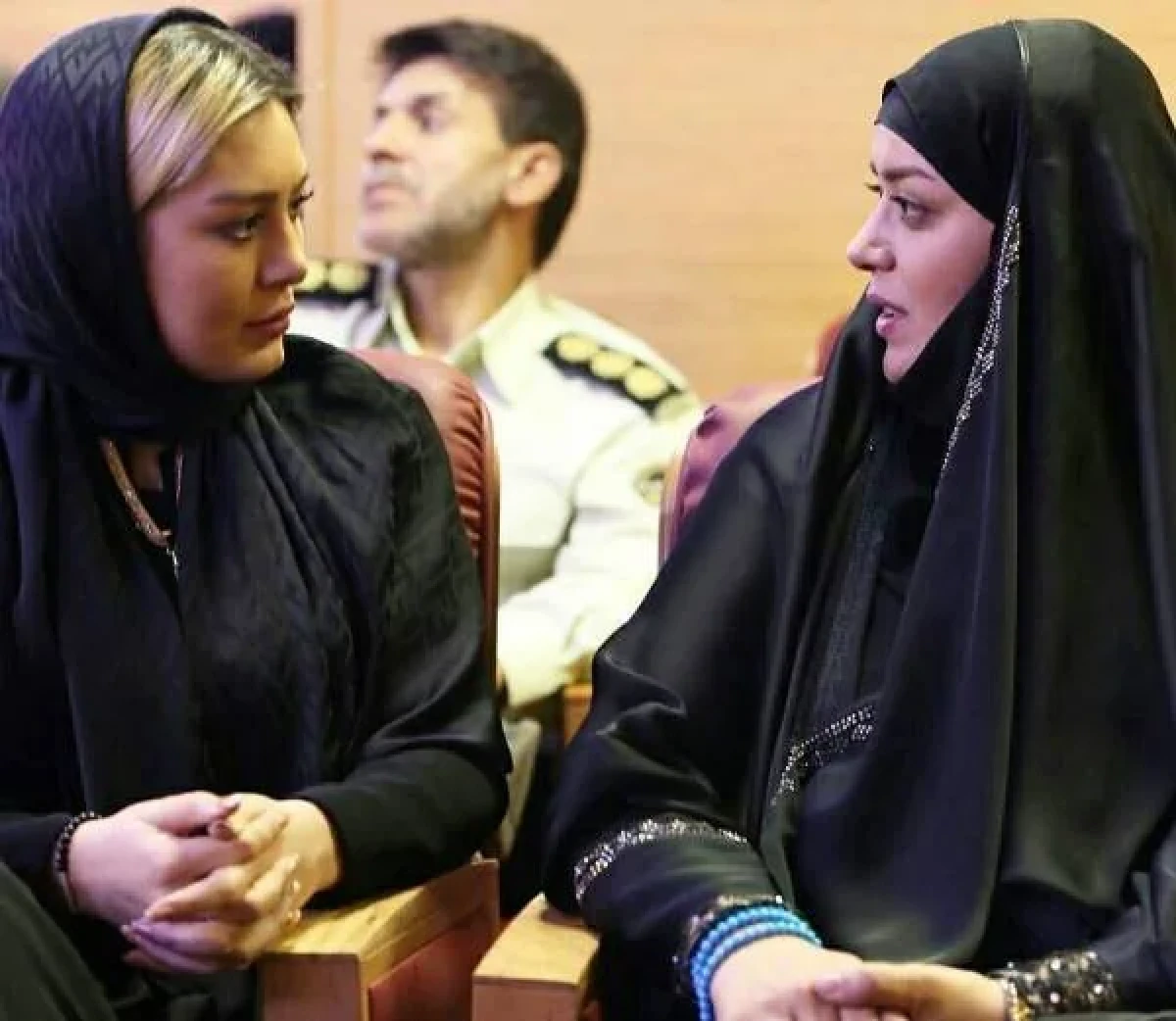 بیوگرافی الهام چرخنده + علت چادری شدن و ازدواج‌ها | از تئاتر تا تلویزیون